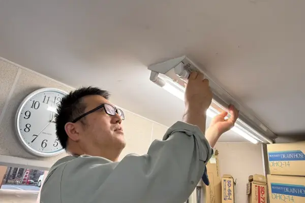 未経験から始める電気工事士の求人